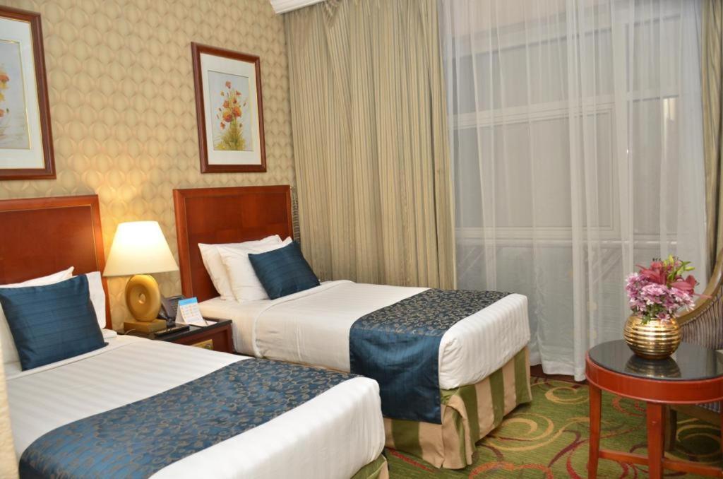 320.GRUP - KADİR GECESİ MEKKE'DE