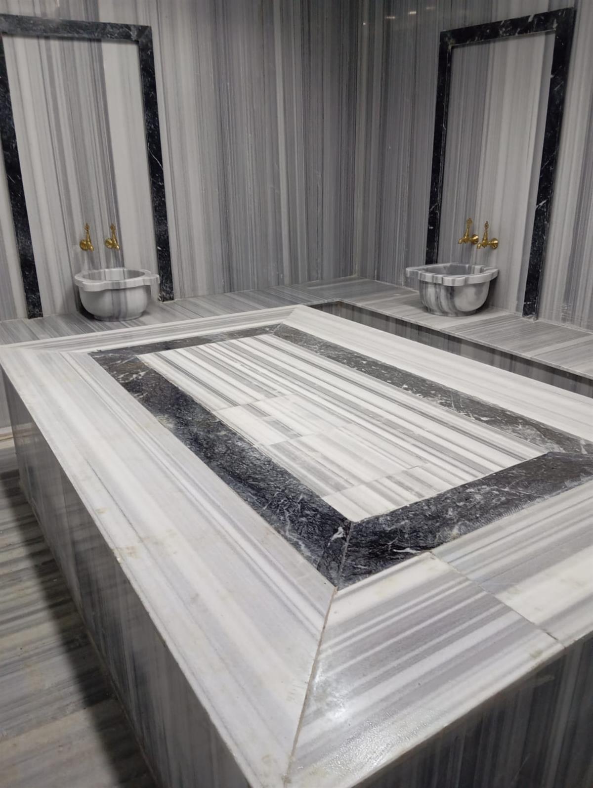 Bayraktepe Snow Hotel